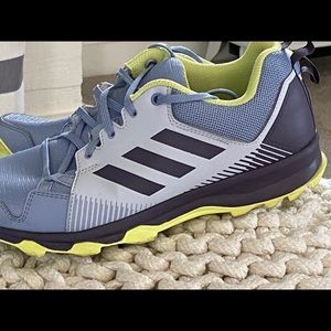 Adidas, Terrex 7.5